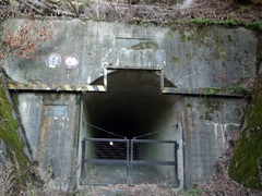 旧隧道(吾妻隧道)