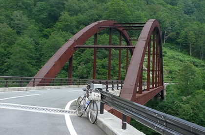 11081315未塗装の小白布沢大橋.JPG